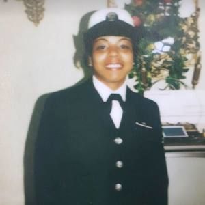 Meet your Posher, Deborah